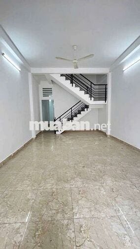 Nhà cấp 4 sec ngắn Hà Huy giáp, sát bên gò vấp