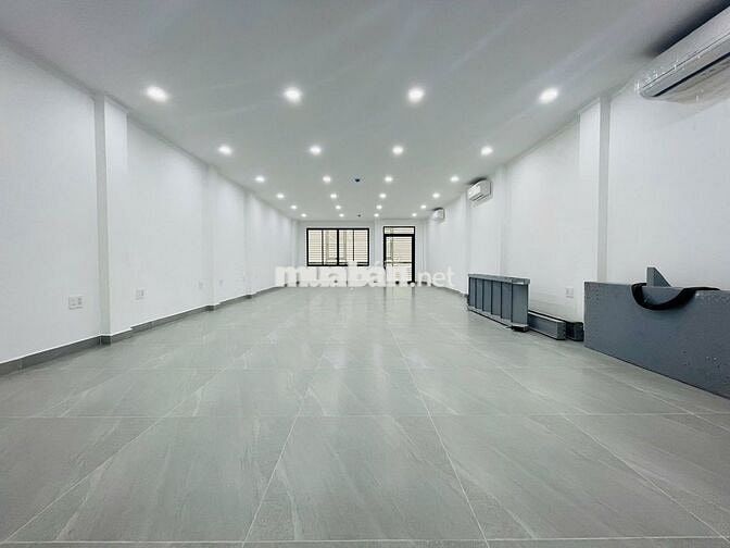 NHÀ ĐƯỜNG NGUYỄN VĂN TRỖI DIỆN TÍCH: 6X20M TRỆT 3 LẦU CHO THUÊ