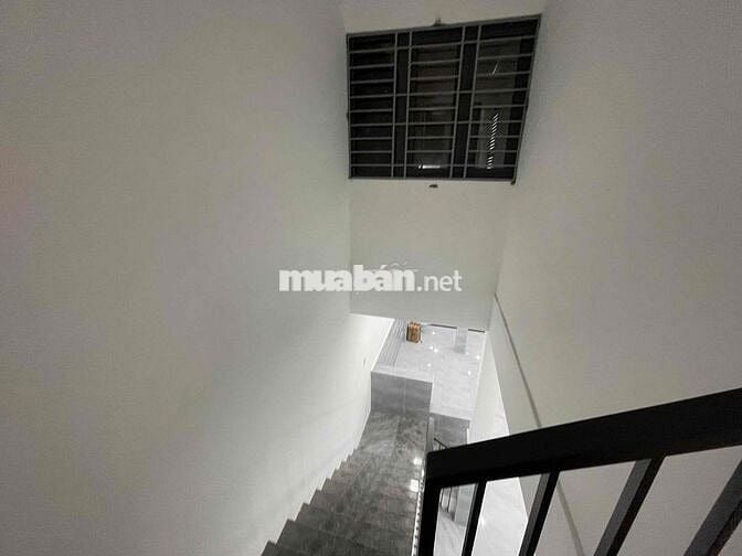 💎💎💎NHÀ MẶT TIỀN MỚI XÂY - CHO THUÊ 20TR / 1 THÁNG - NGAY TRUNG TÂM QBT