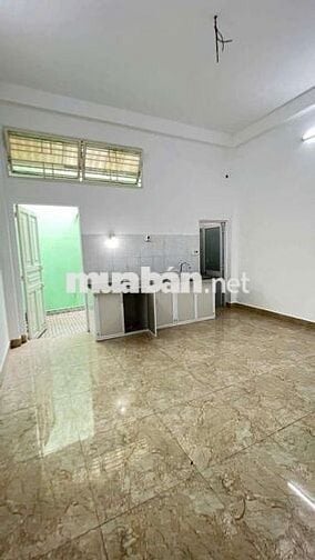 Nhà cấp 4 sec ngắn Hà Huy giáp, sát bên gò vấp