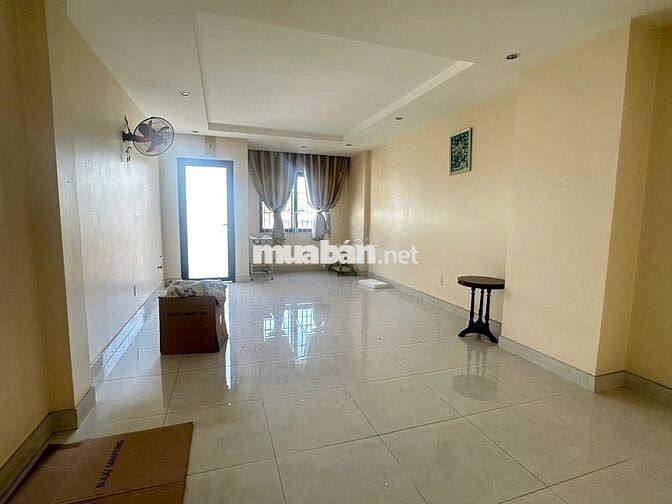 NHÀ ĐƯỜNG HOA HỒNG DIỆN TÍCH: 4X20M TRỆT 3 LẦU CHO THUÊ