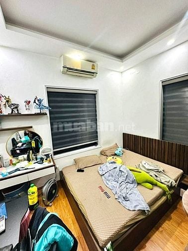 Bán Nhà-Phân Lô-Ngõ ÔTÔ-Phố Hồng Mai-Hai Bà Trưng-35m x 4Tầng-Hơn 10Tỷ