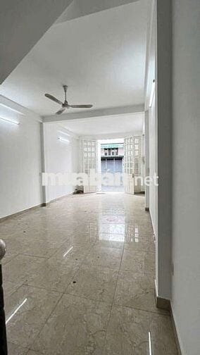 Nhà cấp 4 sec ngắn Hà Huy giáp, sát bên gò vấp