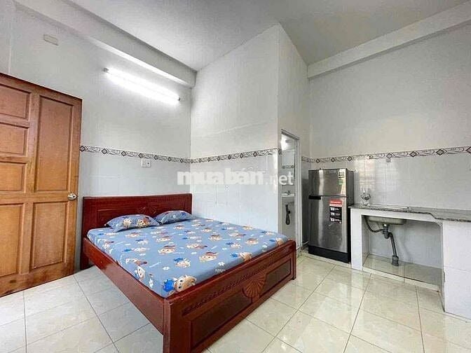 Phòng bancol full nội thất ngay Trần Bá Giao