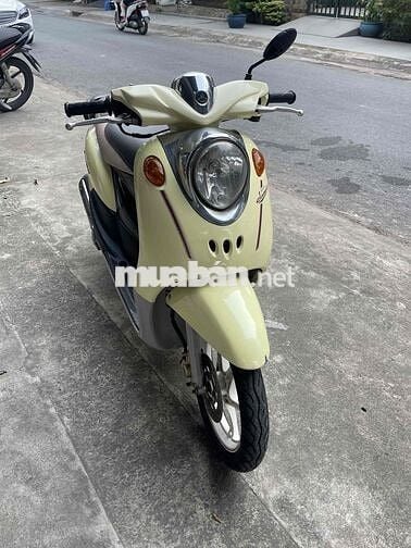 cần bán xe MIO classico xe nguyên rin