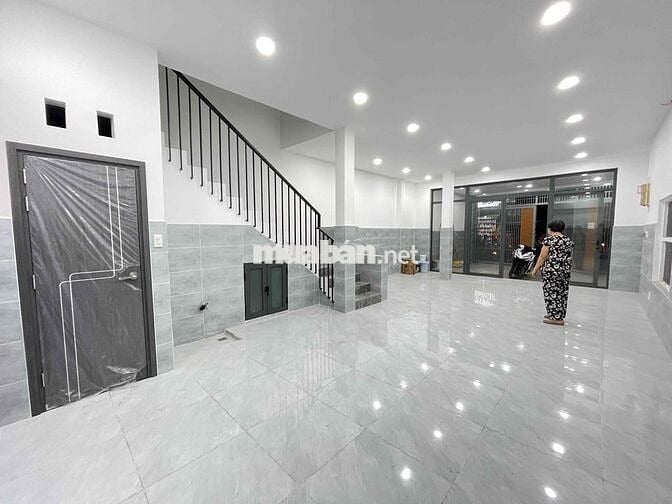 💎💎💎NHÀ MẶT TIỀN MỚI XÂY - CHO THUÊ 20TR / 1 THÁNG - NGAY TRUNG TÂM QBT