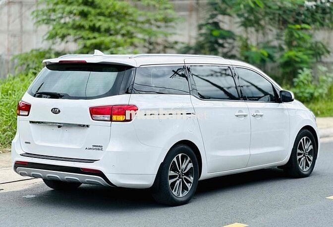 Kia Sedona 2016 - 2018 bản full máy dầu xe zin a-z