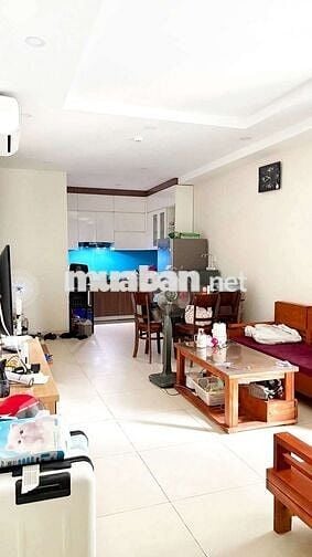 Tập thể Tầng 3 - Cạnh Rạp Chiếu Phim Quốc Gia - 3PN 2WC - 85m2 -3.8 tỷ