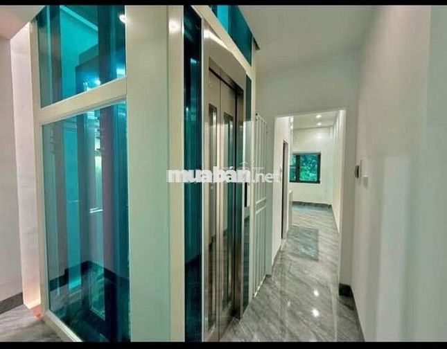 Tôi cần bán nhà Ngõ Đường Láng 5tầng thang máy full nội thất