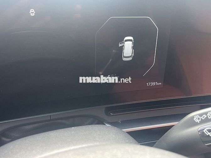 Kia Carnival 2025 Signature 2.2D - 17000 km