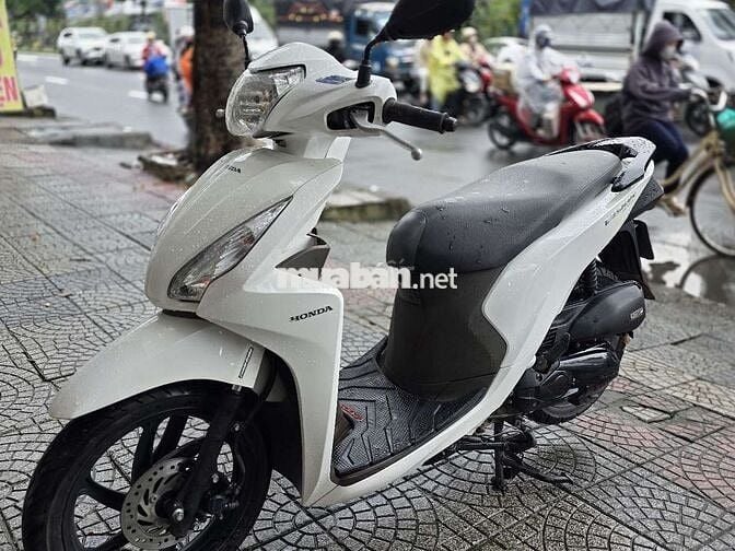 Honda Vision 2017 Trắng