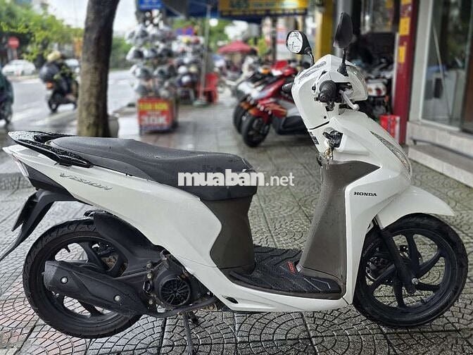 Honda Vision 2017 Trắng
