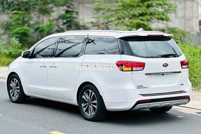 Kia Sedona 2016 - 2018 bản full máy dầu xe zin a-z