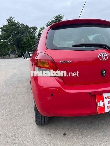 Toyota Yaris 2009 Đỏ 100000 km