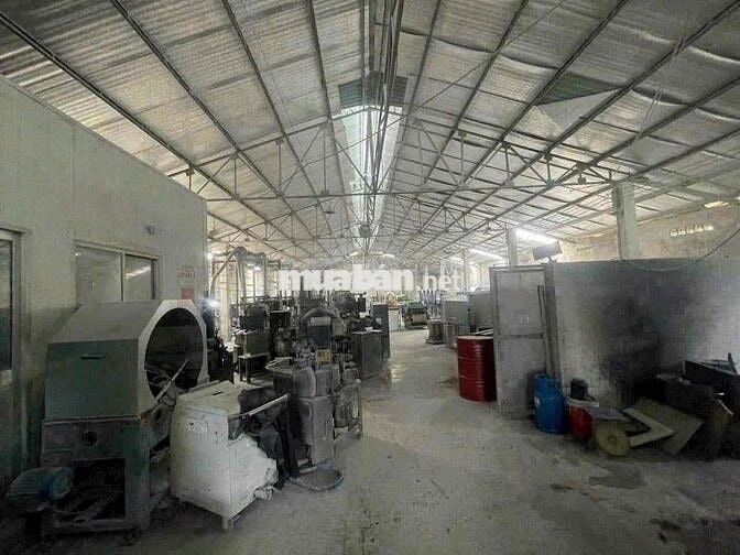 Cho thuê kho, xưởng 1000m2 Gần Quốc Lộ 22