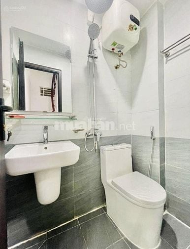 Chính chủ bán nhà ngõ 559 Kim Ngưu, HBT, 5 tầng, 3 ngủ, chỉ 5 tỷ!