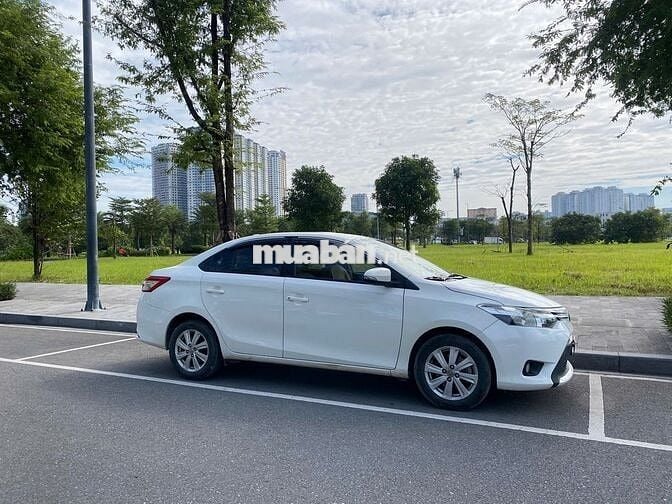 Toyota Vios E CVT 2017 màu trắng