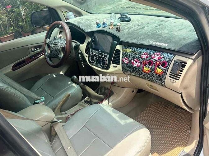 Toyota Innova 2006 G