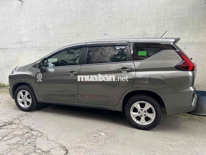 Mitsubishi Xpander 2023 AT ECO còn qá mới