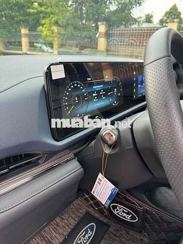 Ford Territory 2023 Titanium X (Sơn Zin 100%)