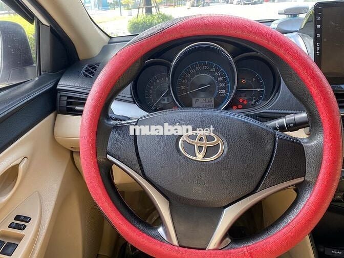 Toyota Vios E CVT 2017 màu trắng