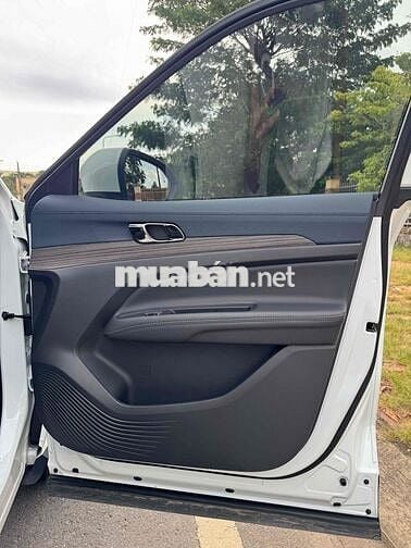 Ford Territory 2023 Titanium X (Sơn Zin 100%)