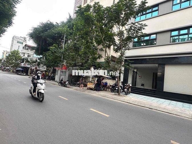 TOÀ NHÀ ĐẸP QUẬN 10 (16x12) MỚI XÂY FULL PCCC THANG MÁY