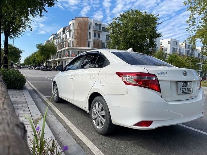 Toyota Vios E CVT 2017 màu trắng