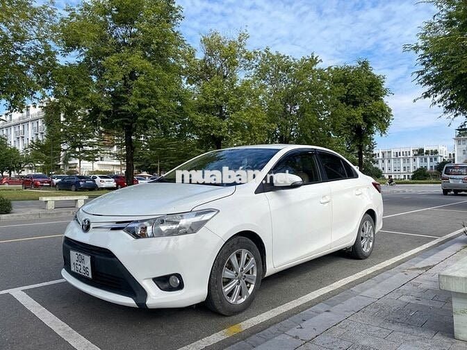 Toyota Vios E CVT 2017 màu trắng