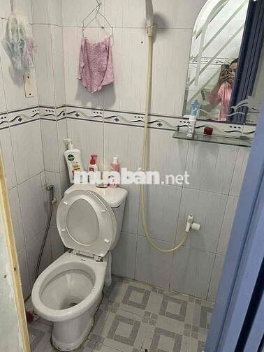 Cho thuê nhà nguyên căn 2 tầng mặt tiền Nguyễn Lâm DTSD 32m2