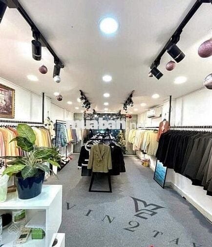 ⭕Hot! Nhà NC Ngay trung tâm Võ Văn Tần giao Cao Thắng khu sầm uất