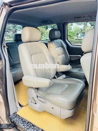 Kia Carnival Số Tự Động Đời 2009