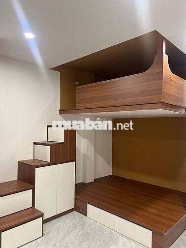 Bán CHDV 50m, 7 tầng thang máy, 1 nhà ra phố, dòng tiền 60t/ tháng.