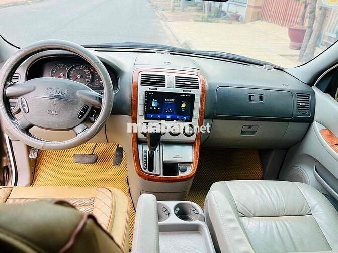 Kia Carnival Số Tự Động Đời 2009