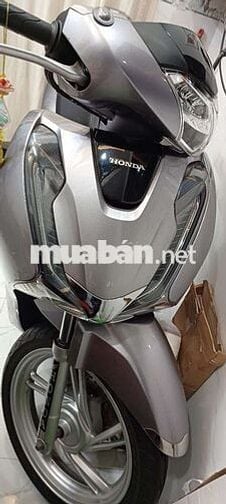 BÁN XE SH Xám , Mẹ lớn tuổi muốn đổi xe