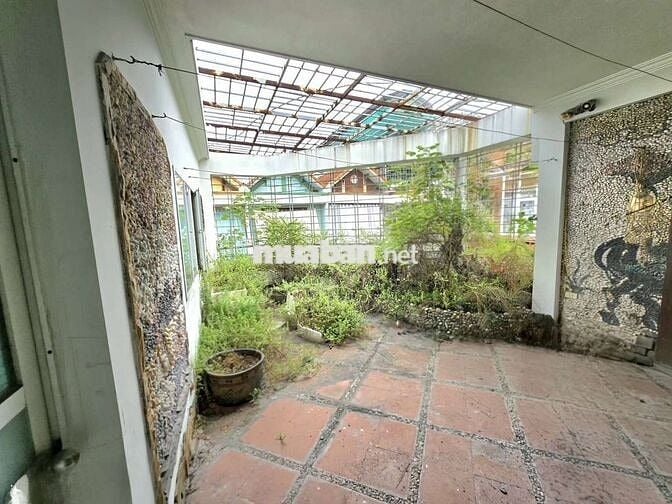 LK Ở - LÔ GÓC - VĂN QUÁN - PHÂN LÔ VỈA HÈ - KINH DOANH - 105m²- MT 21m