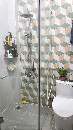 Bán nhà đẹp ngay trung tâm Quận 10 - khu sầm uất