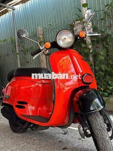 Honda Giorno màu Đỏ