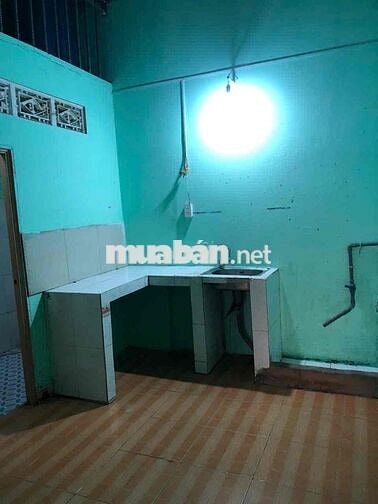 Cho thuê nhà nguyên căn hẻm thông thoáng, 1PN – 2WC, giá rẻ chỉ 4.5 tr