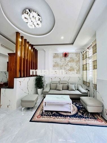 NHÀ KHU NỘI BỘ KHU VỰC AN NINH. CÓ CAMERA. HẺM XE TẢI. ÔTÔ VÔ TỚI NHÀ