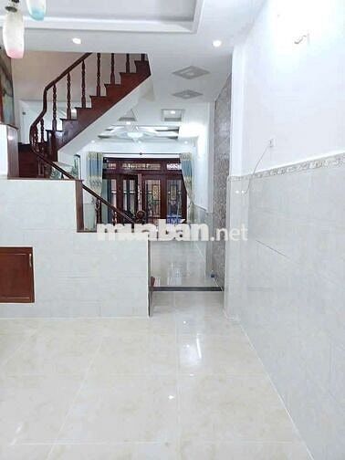 Nhà đường số 18B [4x15, 3 lầu, 4pn, 5toilet] 14tr/tháng