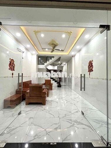 Cho thuê nhà lầu nguyên căn 100m2 có:  3pn nằm sau Big C - Đông Hoà