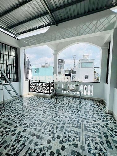 NHÀ KHU NỘI BỘ KHU VỰC AN NINH. CÓ CAMERA. HẺM XE TẢI. ÔTÔ VÔ TỚI NHÀ