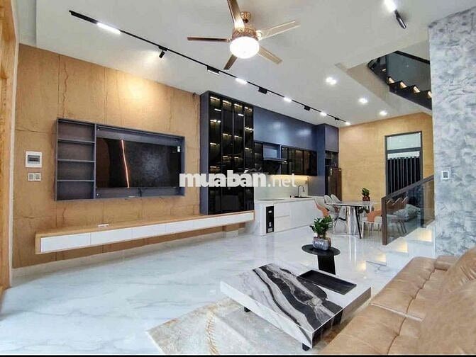 NHÀ ĐẸP KHU VỰC VÀNG NGAY NGUYỄN HUY TƯỞNG,P6,BÌNH THẠNH- GIÁ:5 TỶ920