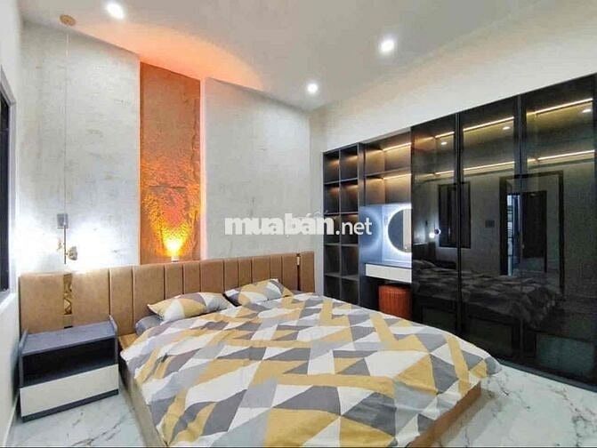 NHÀ ĐẸP KHU VỰC VÀNG NGAY NGUYỄN HUY TƯỞNG,P6,BÌNH THẠNH- GIÁ:5 TỶ920