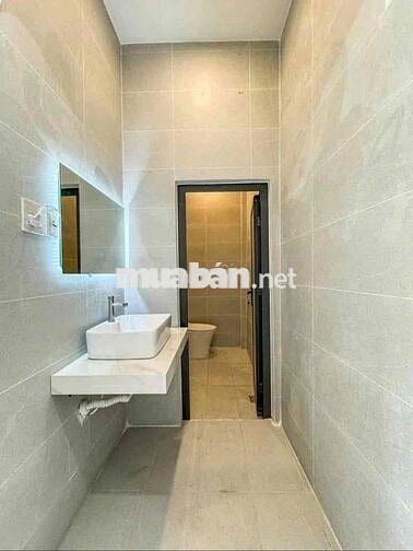 NHÀ ĐẸP KHU VỰC VÀNG NGAY NGUYỄN HUY TƯỞNG,P6,BÌNH THẠNH- GIÁ:5 TỶ920