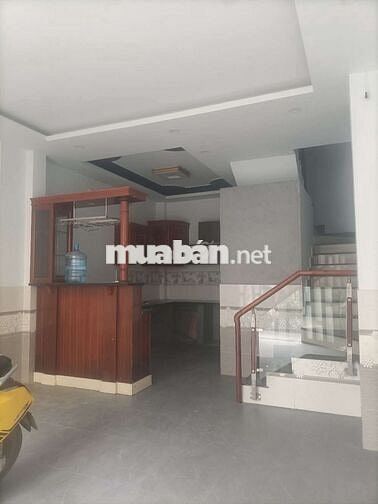 CẦN CHO THUÊ NHÀ VỊ TRÍ ĐẸP 5 TẦNG HXH KHU VỰC SẦM UẤT Đ. QUANG TRUNG