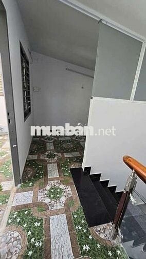 CẦN CHO THUÊ NHÀ VỊ TRÍ ĐẸP 5 TẦNG HXH KHU VỰC SẦM UẤT Đ. QUANG TRUNG