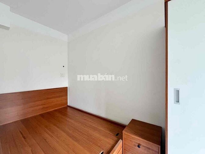 KHAI TRƯƠNG NHÀ MỚI - STUDIO CỬA SỔ TRỜI FULL NỘI THẤT GẦN IUH CS2