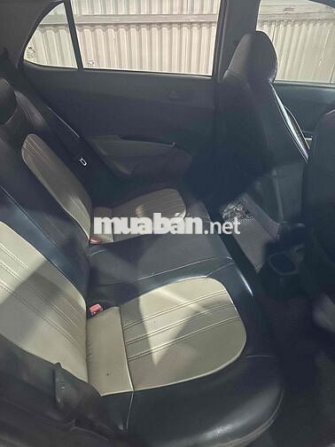 Cần Bán Hyundai i10 2015 nhập ấn